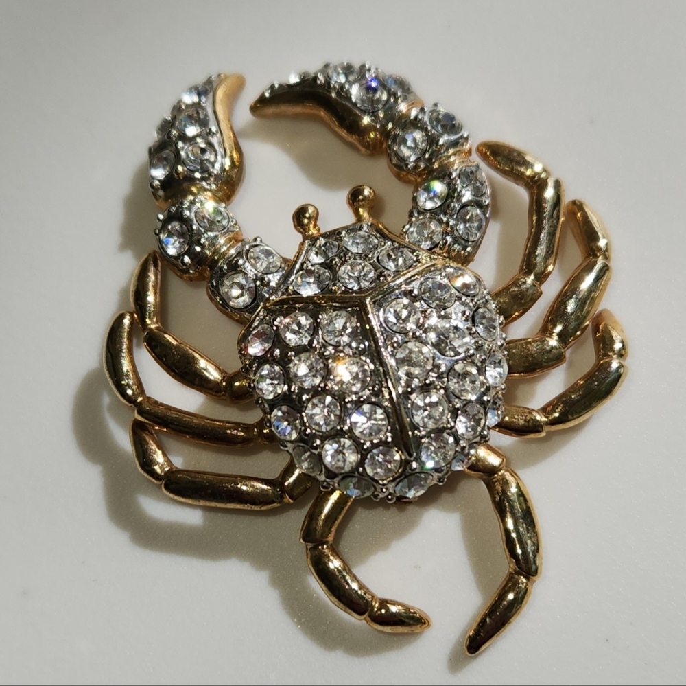 Vintage Gold Tone Rhinestone Crab Brooch 2" Jewelry
